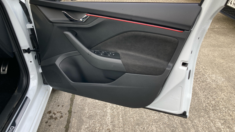 Skoda Kamiq 1.0 TSI Design Edition 5dr DSG Petrol Hatchback